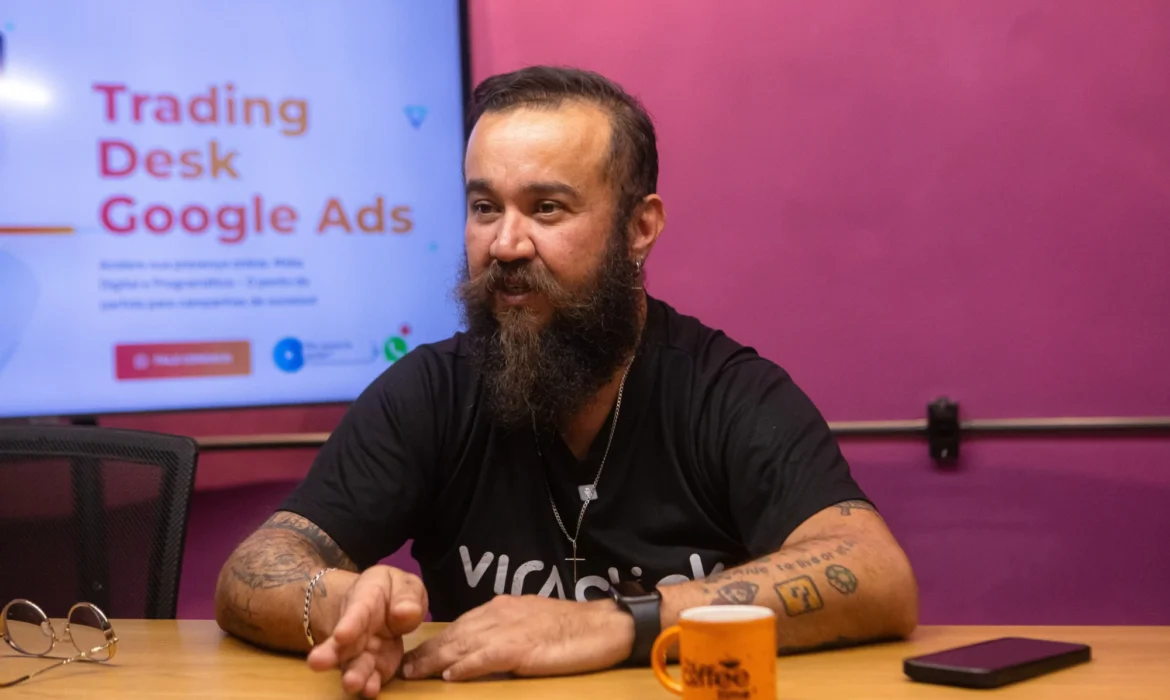 Junior Vilela é destaque como referência em marketing político